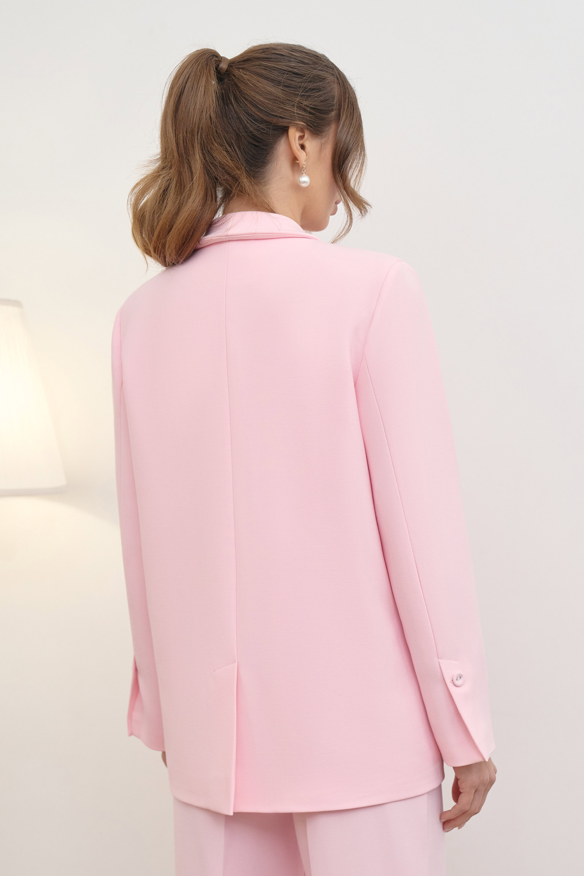 Двубортный жакет oversize кроя BL52218
